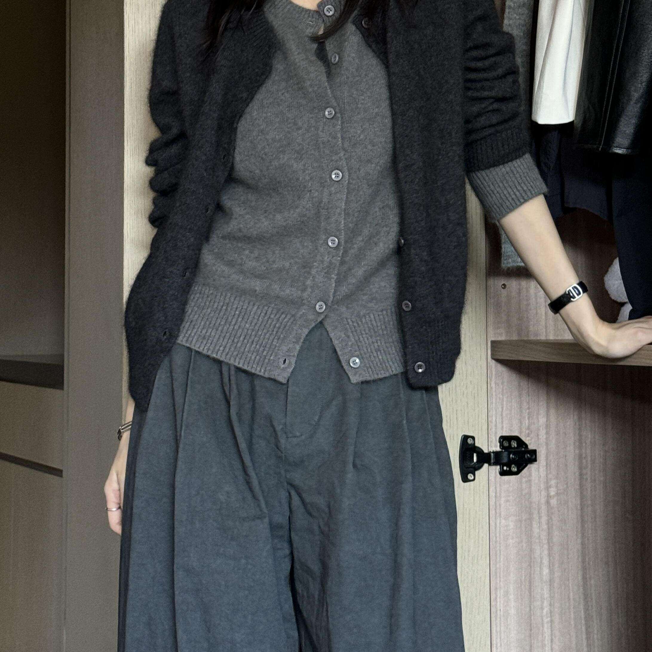 韩系慵懒风灰色假两件针织开 衫女秋冬内搭毛衣外套设计感拼接上