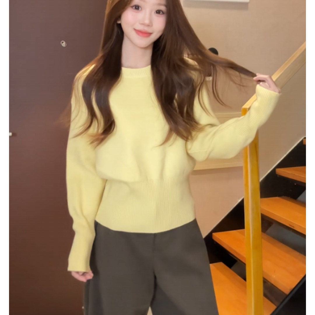 2025新款韩系巨好看黄色针织衫毛衣女秋冬季收腰短款内搭打底上衣