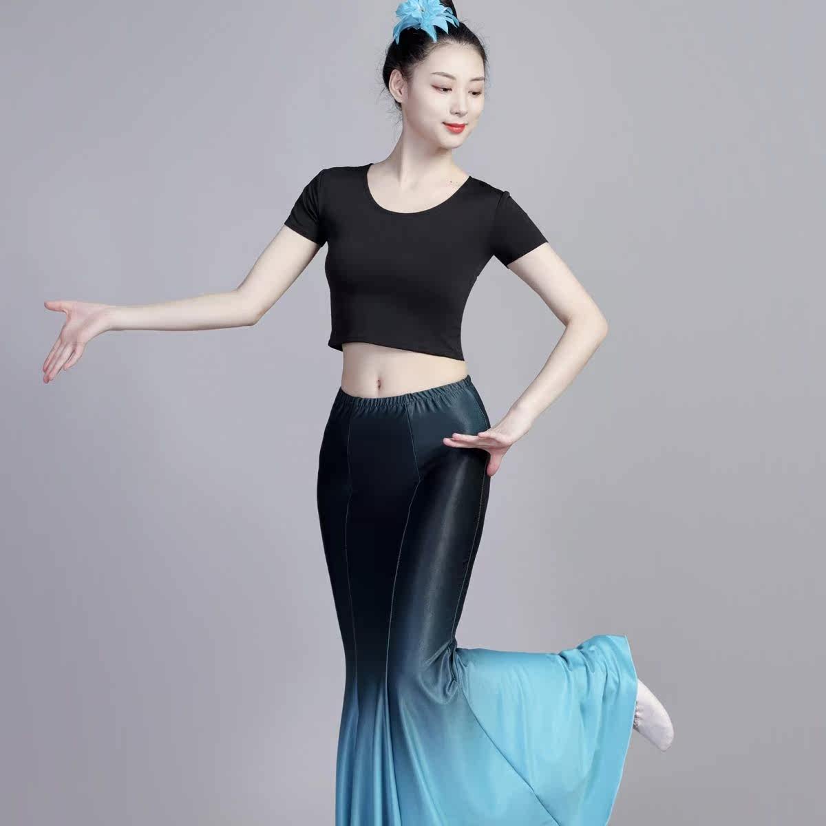 傣族舞裙演出服练功服女