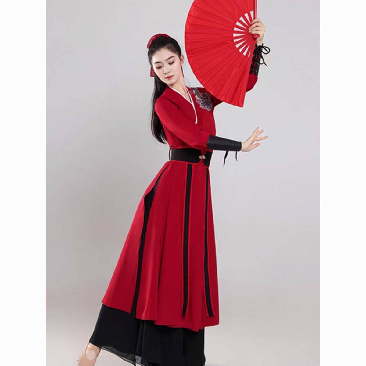 雪龙吟舞蹈演出服成人一