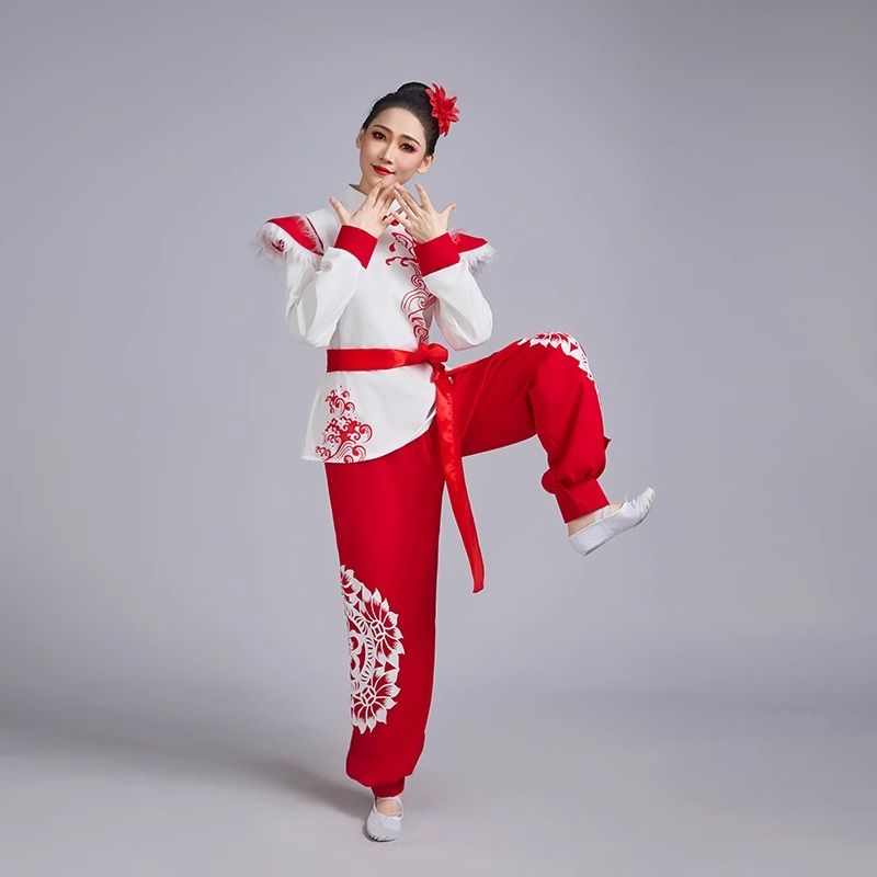 传统服装陕北安塞腰鼓秧