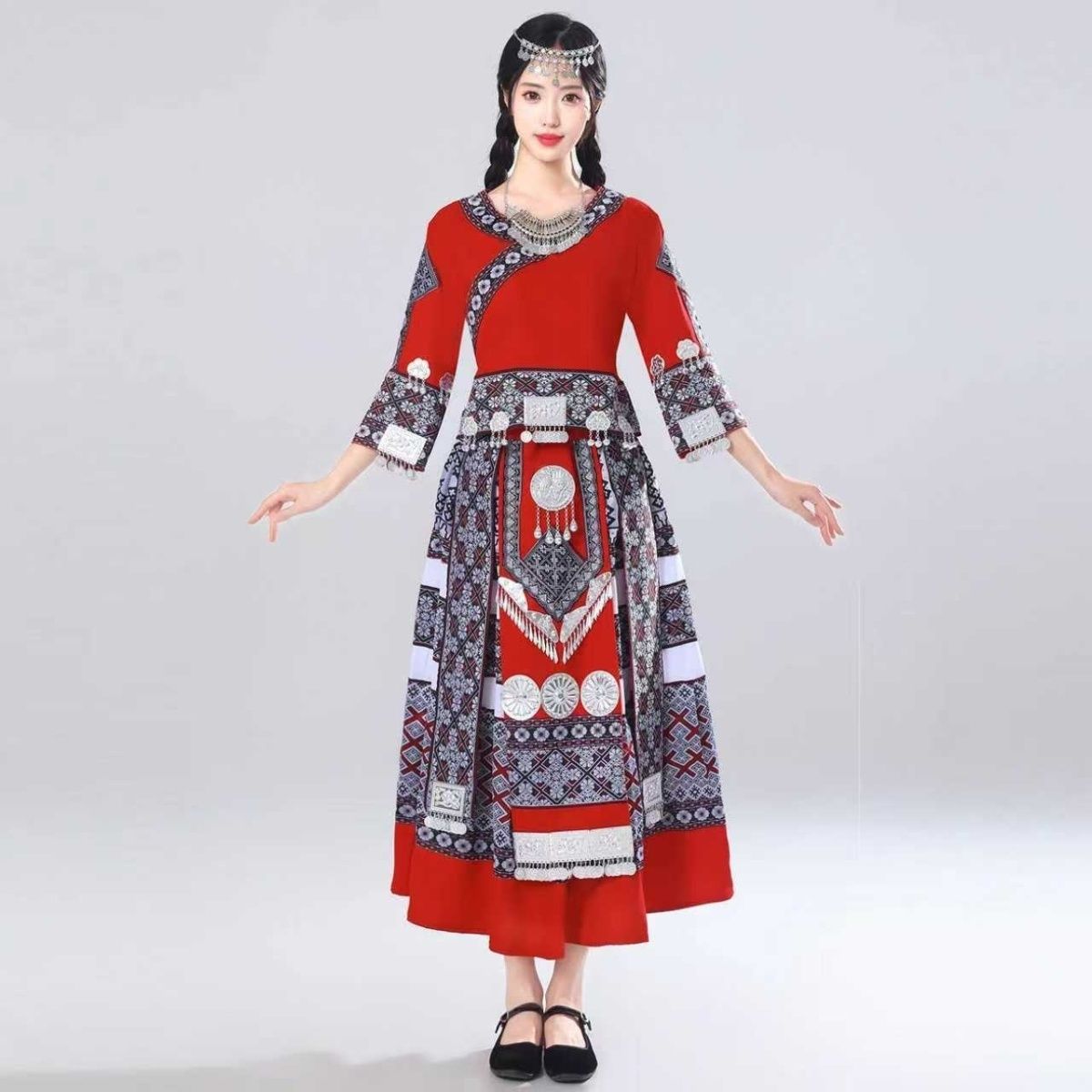 新款苗族服装女彝族瑶族