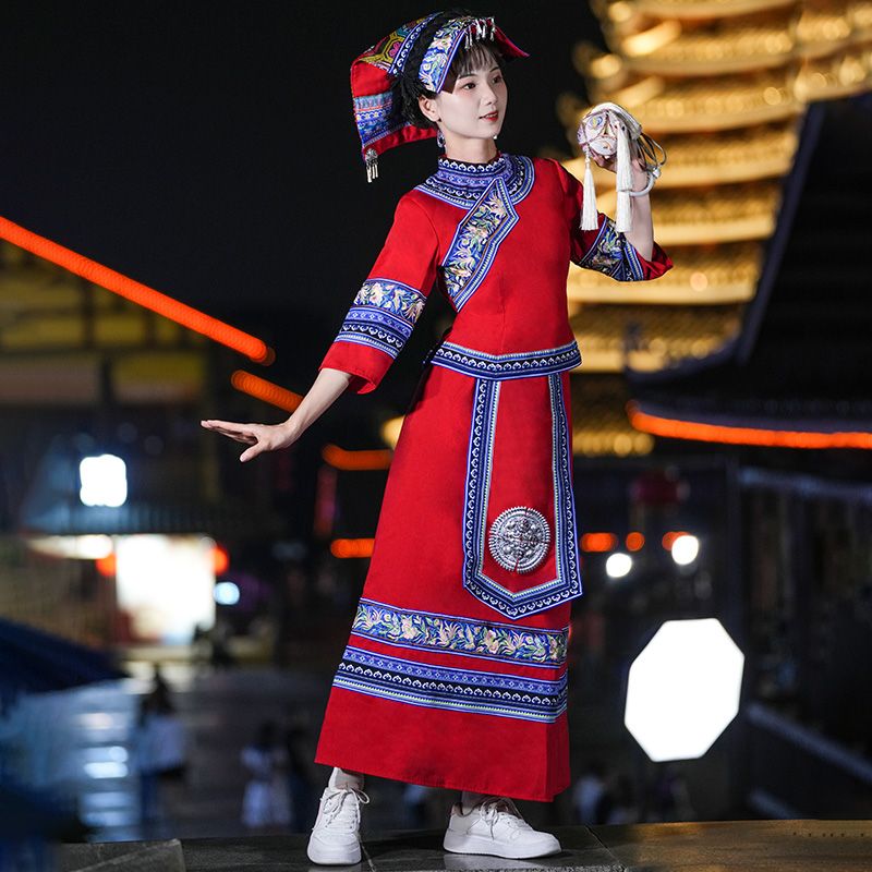 彝族服装女新款四川凉山