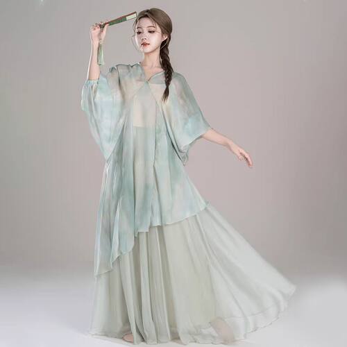 新款古典舞蹈服飘逸仙气