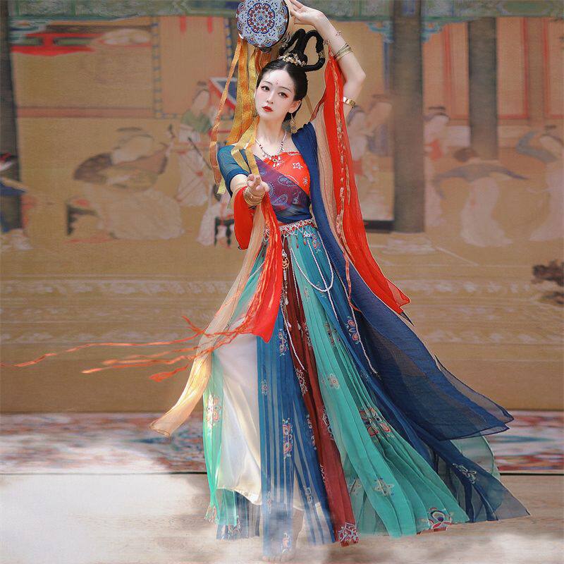 异域风情服装西域舞蹈表