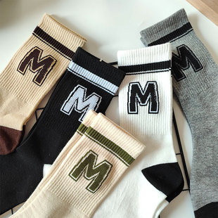 字母大M袜子女纯棉中筒ins潮秋冬季 外穿百搭街头学生运动长筒袜男