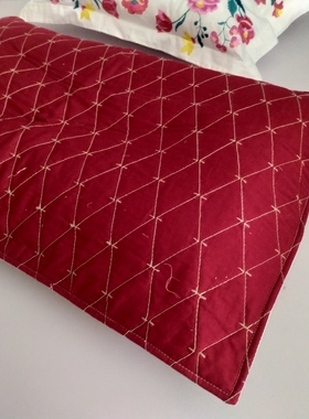 外贸红色纯棉绗缝夹棉枕套50X75CM防口水头油枕芯保护套老年人