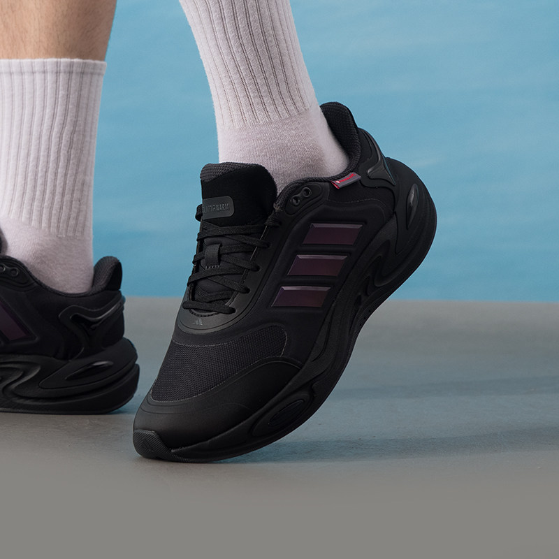 Adidas阿迪达斯男鞋女鞋2025冬季新款CLIMAWARM运动跑步鞋JQ4091