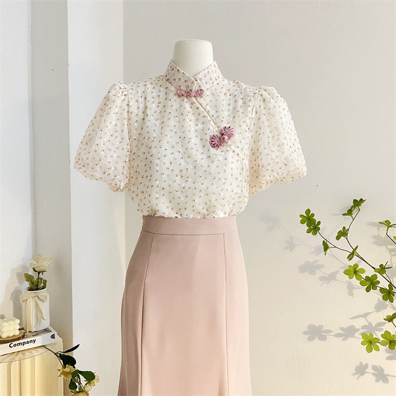 新中式立领盘扣碎花雪纺衫减龄气质泡泡袖衬衫女夏设计感刺绣上衣