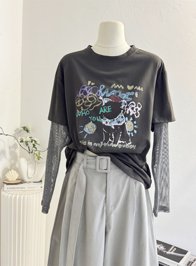 灰色涂鸦印花假两件长袖T恤女2026春设计感宽松休闲圆领上衣韩系