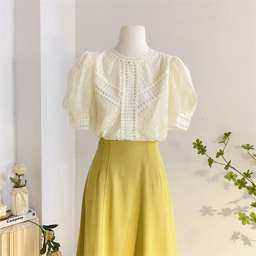 宽松气质套头短袖蕾丝泡泡袖衬衫