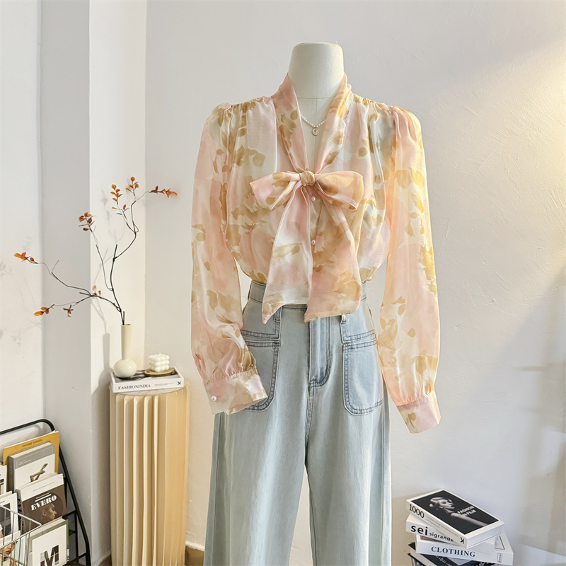 宽松温柔长袖印花衬衫系带蝴蝶结