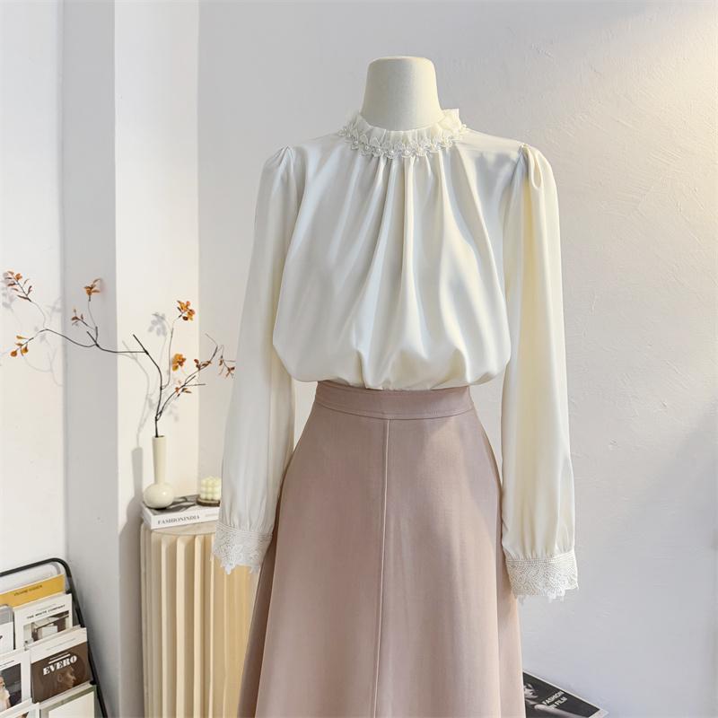 法式气质木耳立领缎面长袖衬衫女