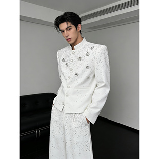 He刺野/白色西服套装男轻奢华烫钻小众立体花饰舞台高级演出服