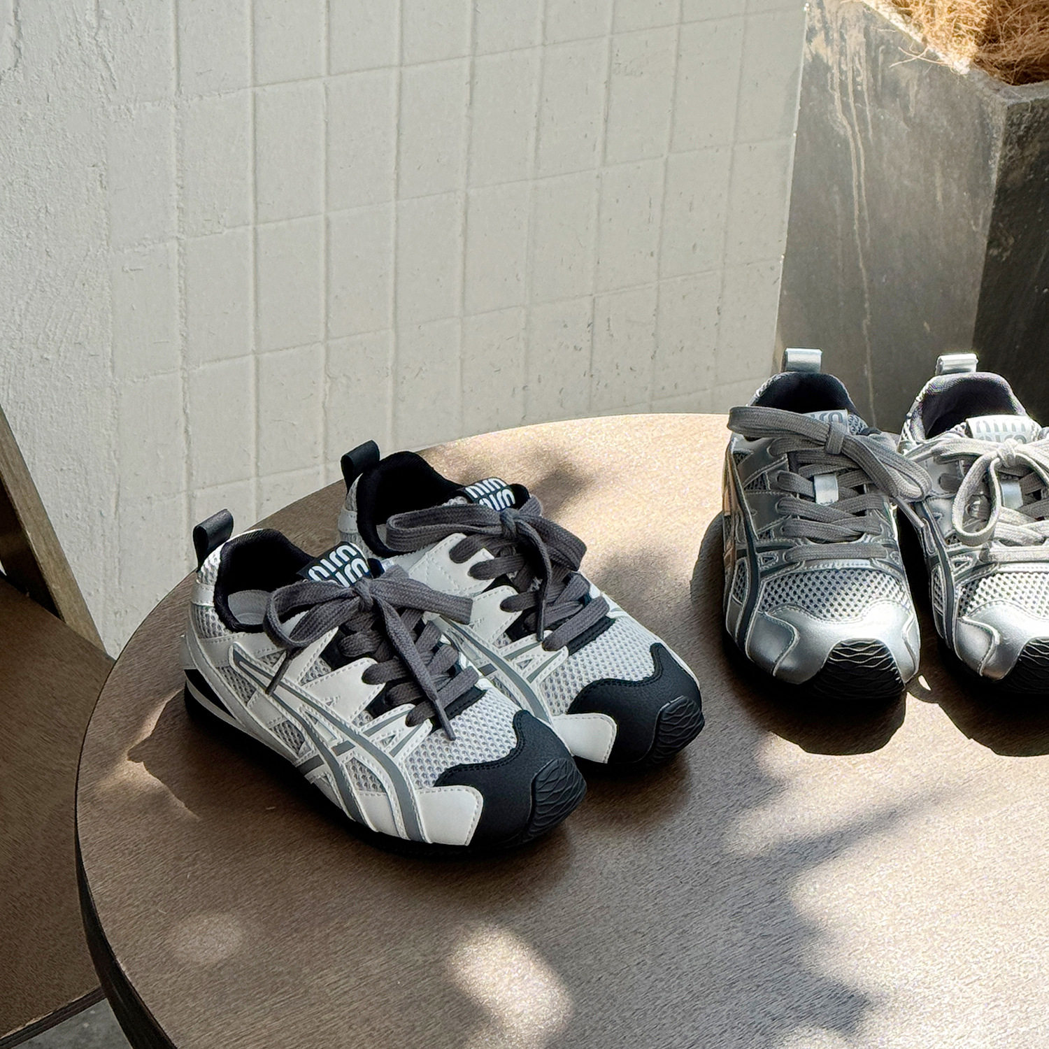 2026春夏款儿童阿甘运动鞋女童复古软底休闲鞋男童轻便防滑跑步鞋