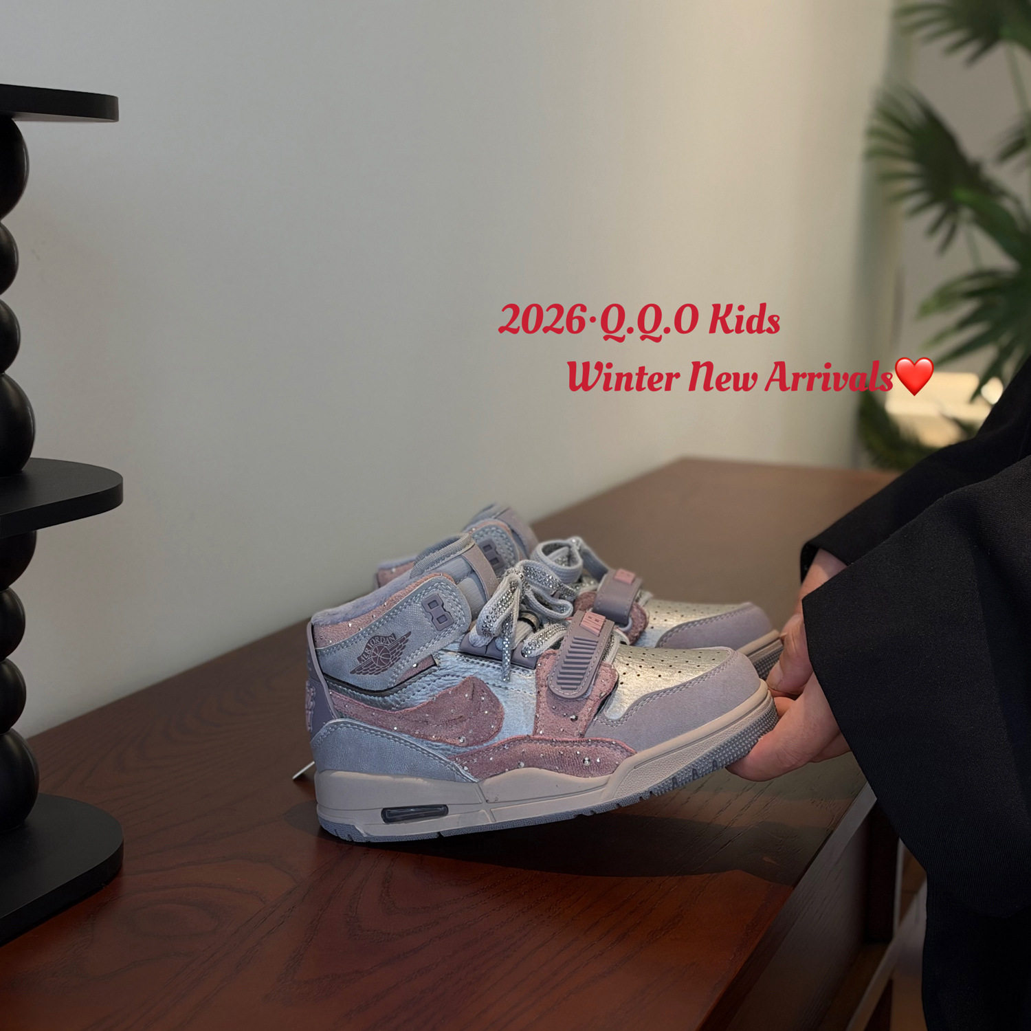 2026冬季新款儿童加绒保暖板鞋韩版男女童高帮气垫篮球鞋