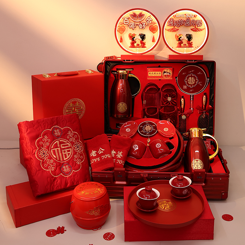 婚礼季新娘陪嫁拉杆箱陪嫁用品