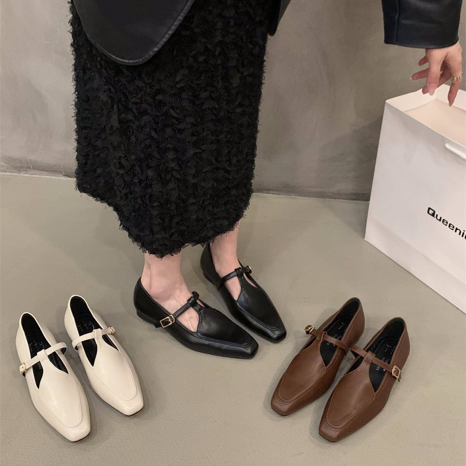 香港平底小众黑色乐福单鞋女鞋子2025新款夏季复古玛丽珍小皮鞋