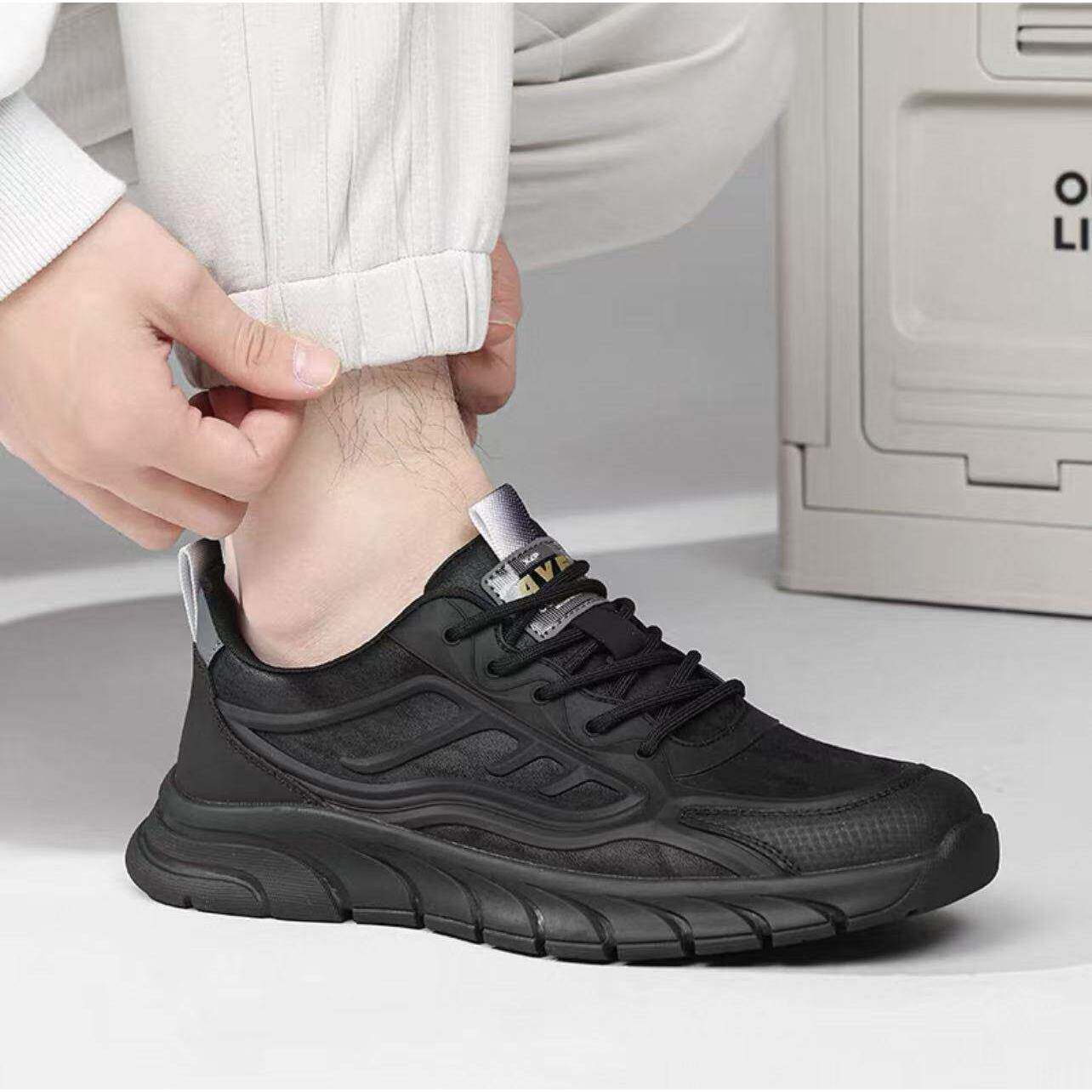 男鞋2025秋冬新款潮流百搭板鞋男士防臭黑色软底网面休闲运动鞋子