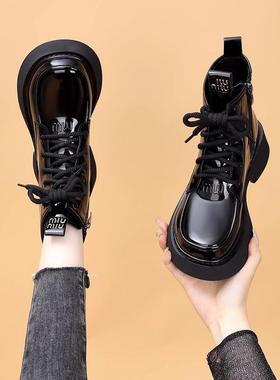 真皮厚底马丁靴女英伦风2025秋冬新款时尚单靴网红百搭炸街小短靴