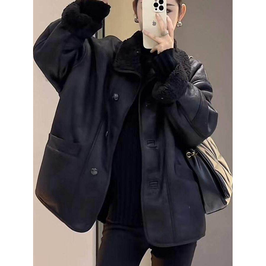 香港立领加厚皮毛一体保暖外套女士百搭2025秋冬新款时尚机车服潮