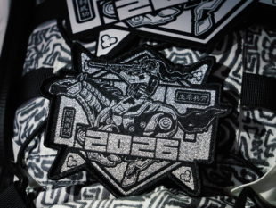 【生来兵骨】2026马年限定 马到成功士气章 亮马金枪/亮马银枪