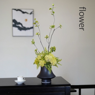 北欧风现代创意桌面陶瓷花瓶家居小摆件装饰品蝴蝶兰文心兰花盆