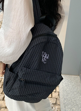 Unique blue 大容量双肩包韩系绣花百搭书包旅行学生日系尼龙防水