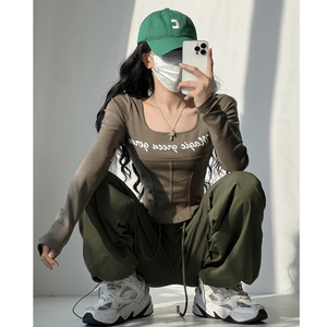 自制美式露营工装风字母方领长袖T恤女春夏甜酷辣妹跳舞露脐上衣