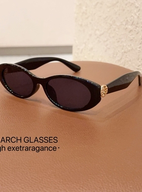 2025新款小白框猫眼复古墨镜方圆脸凹造型街拍太阳镜防紫外线女