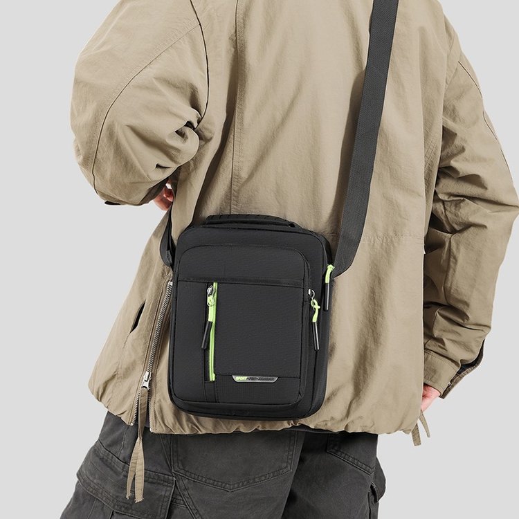 2025秋季新款竖款方形全防水否软把运动全新内贴袋拉链拉链暗