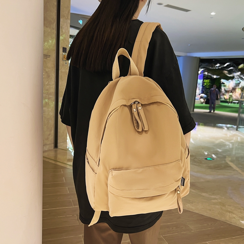 运动轻便休闲男女双肩包