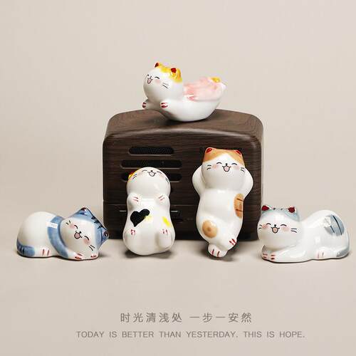 介么萌陶瓷小猫筷架桌面摆件