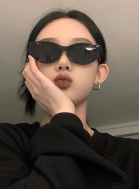 JIC欧美黑色窄框太阳眼镜