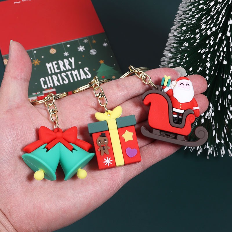 2024年新款圣诞钥匙扣pvc软胶书包挂件公仔圣诞节小礼品系列配件