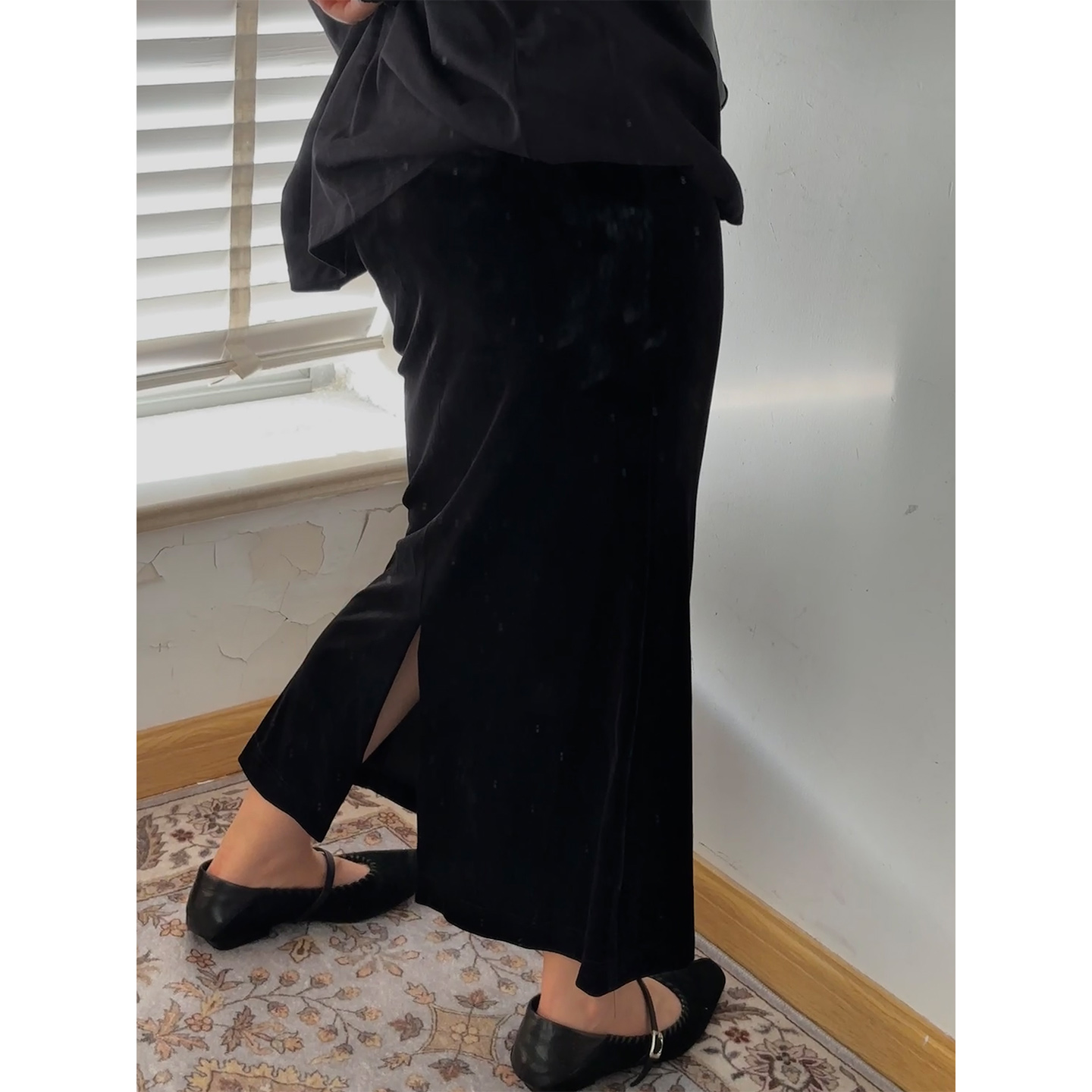 W鬼鬼家正品韩代东大门冬 高级贵气黑色A字垂感后开叉丝绒半身裙