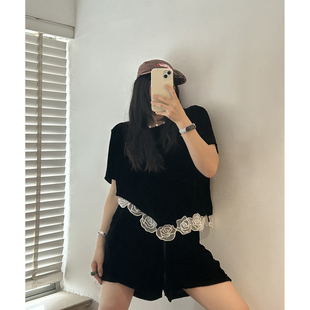 鬼鬼家韩代东大门 小贵妇真丝绒蕾丝花朵上衣短裤高级2件套