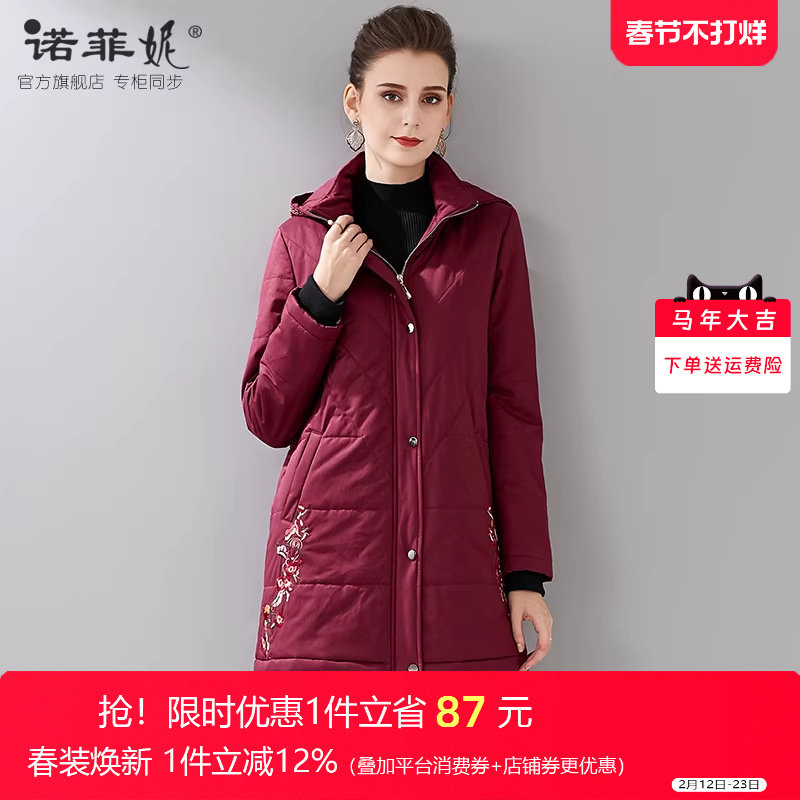 品牌女装2025冬装新款50岁妈妈加厚保暖棉衣中长款显瘦棉服外套女