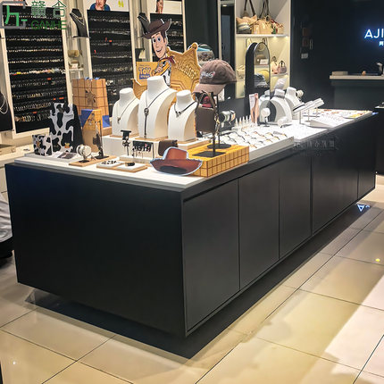 饰品店中岛柜黑色岛柜帽子展示柜鞋服流水台首饰陈列柜定制赣合