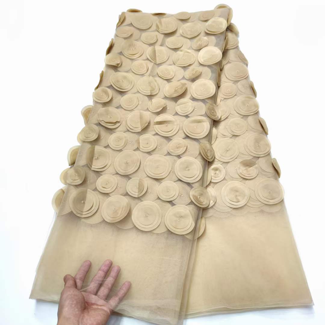 紫色布料亮钻雪坊剪花镂空亮片绣布菱形面料礼服婚纱连衣裙演出服