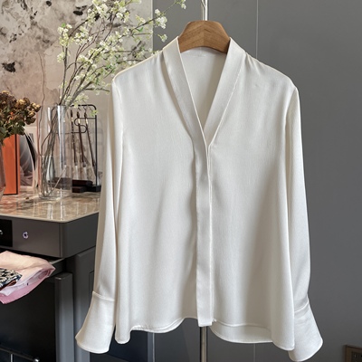 长袖V领泡泡缎 百搭四色衬衣