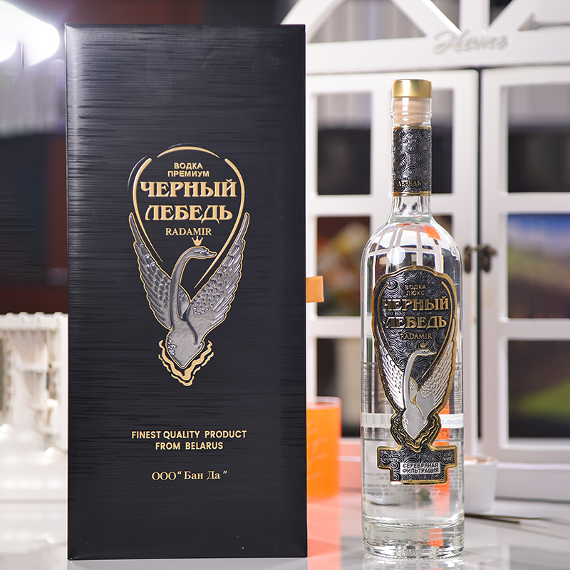 白俄罗斯原装进口伏特加vodka黑天鹅高档白酒烈酒礼盒装礼品正品