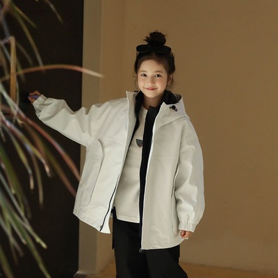 日本品质2025女童三合一冲锋衣羽绒棉服2025新款中大童洋气棉袄秋