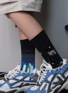 ZeroG 新品初秋个性黑色系黑蓝行星中筒袜动漫日系小众设计感女