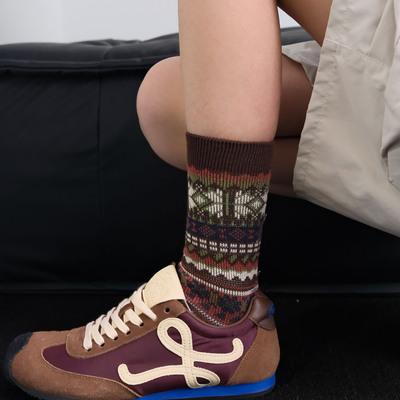 ZeroG[不只围观]2025民族风双路女森系复古风秋冬中筒棉袜可堆堆