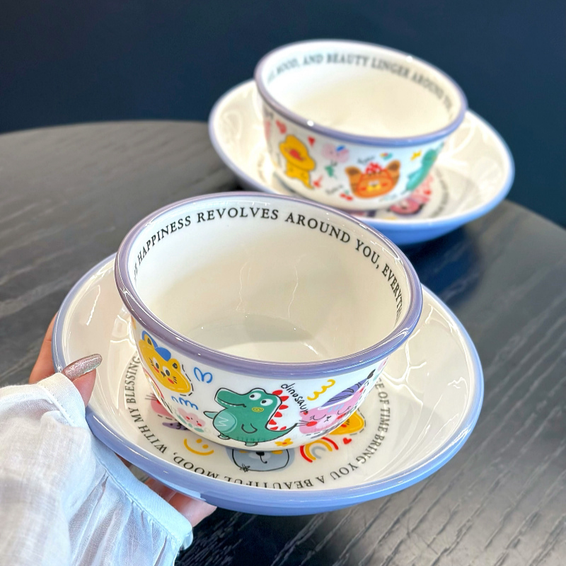 卡通可爱涂鸦陶瓷餐具碗盘套装新款釉下彩安全米饭碗水果沙拉盘盘