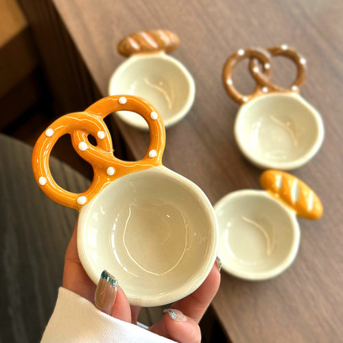 创意设计立体面包手柄调味碟蘸碟料碟特别好看的碟子釉下彩家用