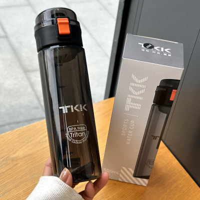 TKK运动塑料水杯耐高温防摔