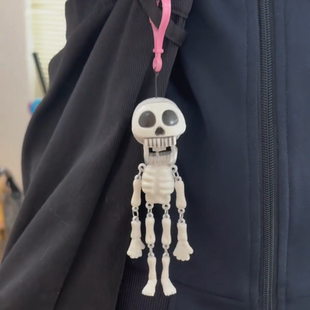 拉线骷髅挂件骷髅头钥匙扣包包搞怪趣味整蛊趣味搞笑钥匙扣礼物