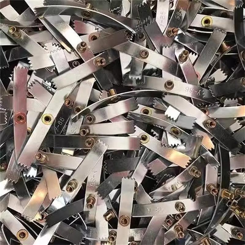 86型暗盒修覆器开 关插座通用万能修补器钢片式固定底盒补救支伸